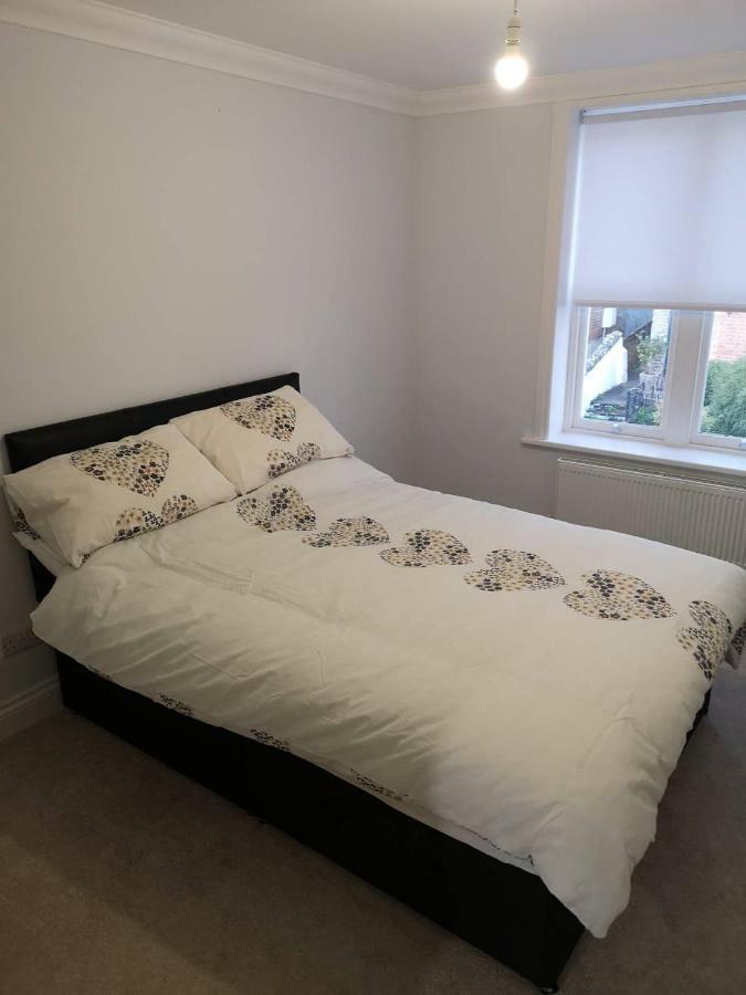 Guildford Town House Villa Luaran gambar